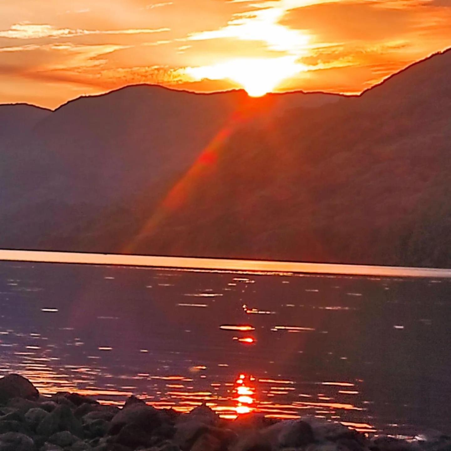 Вилла Espejo De Soledades Vigo de Sanabria Экстерьер фото
